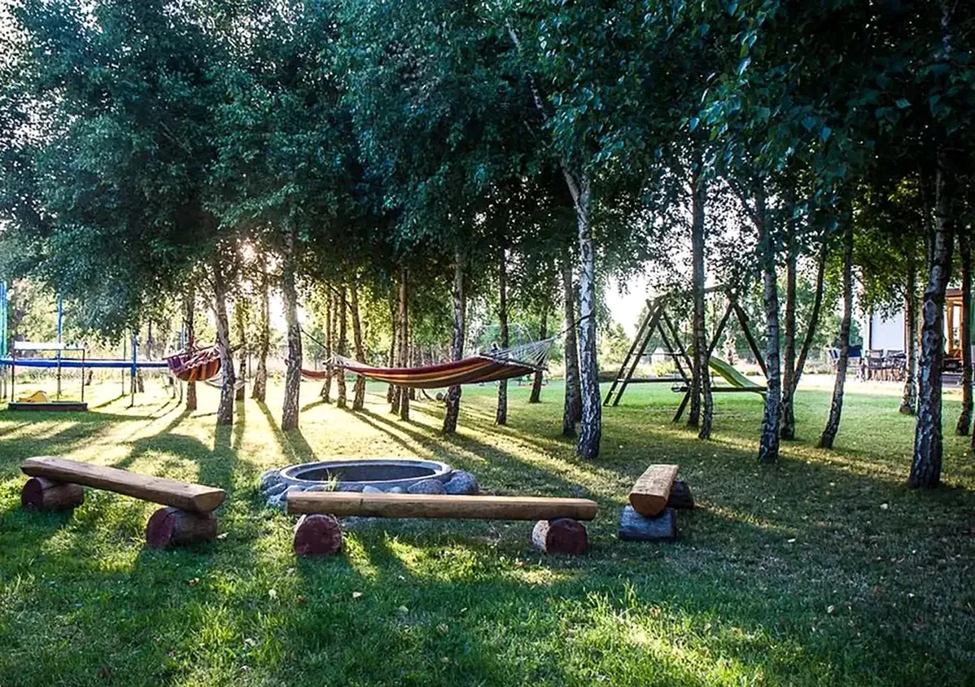 Plaża w Lubiatowie – dzikie wybrzeże Bałtyku w pobliżu Willi Lubiatówki